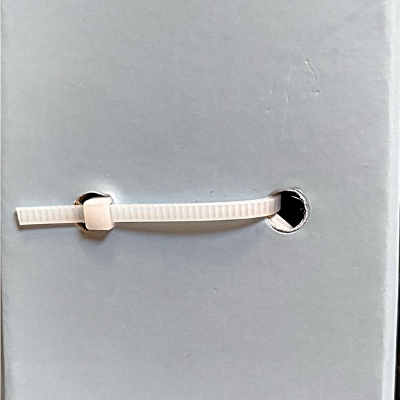 🆕 TCK - Rose Quartz Watch with Rhinestone Bangle - Picture 4 of 4